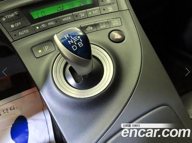 Toyota Prius 2011 — photo 12