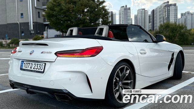 BMW Z4 2022 — photo 8