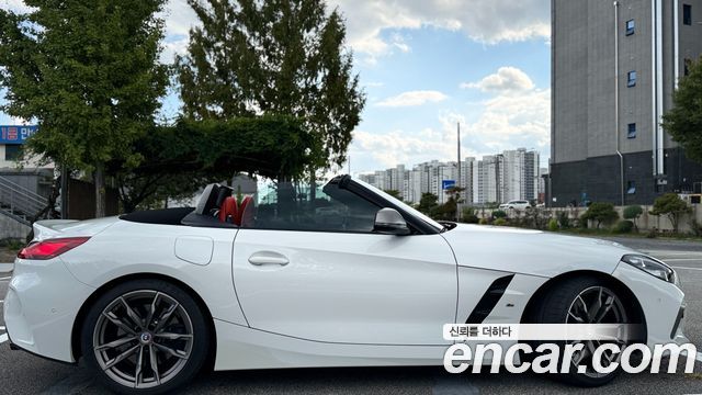 BMW Z4 2022 — photo 9