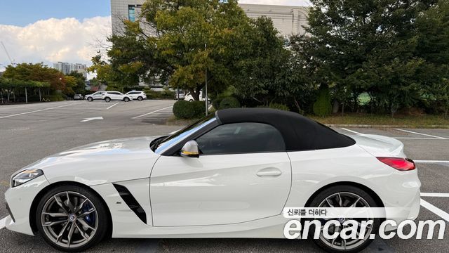 BMW Z4 2022 — photo 19
