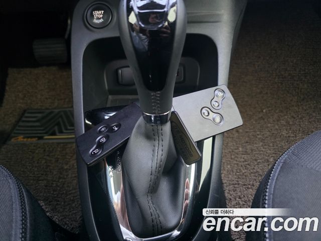 Renault Korea QM3 2014 — photo 9