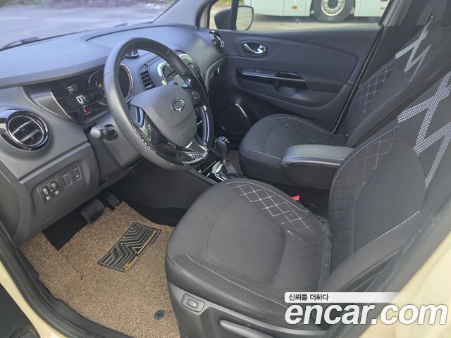 Renault Korea QM3 2014 — photo 10