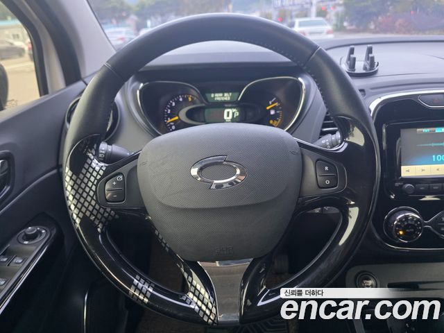Renault Korea QM3 2014 — photo 16