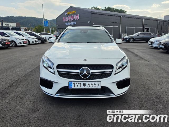 Mercedes-Benz GLA-Class 2019 — photo 1