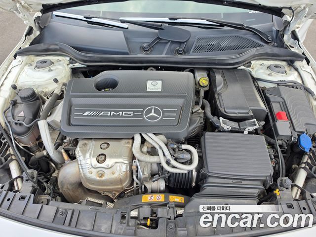 Mercedes-Benz GLA-Class 2019 — photo 6
