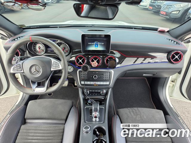Mercedes-Benz GLA-Class 2019 — photo 7