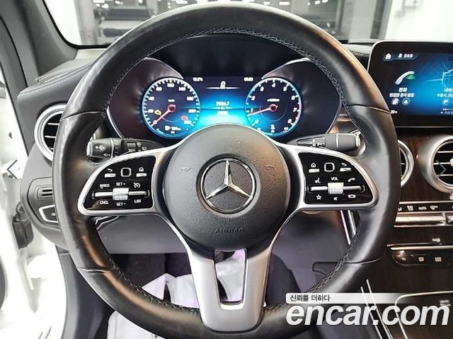 Mercedes-Benz GLC-Class 2020 — photo 9