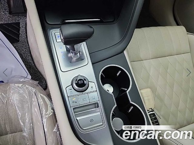 Genesis G70 2019 — photo 8