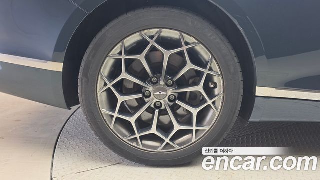 Genesis G80 2022 — photo 5