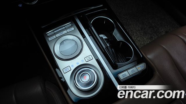 Genesis G80 2022 — photo 12