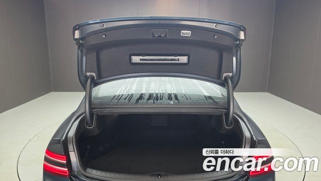 Genesis G80 2022 — photo 24