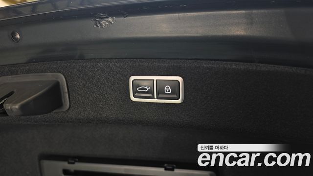 Genesis G80 2022 — photo 25