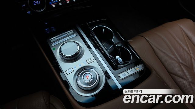 Genesis G80 2023 — photo 12