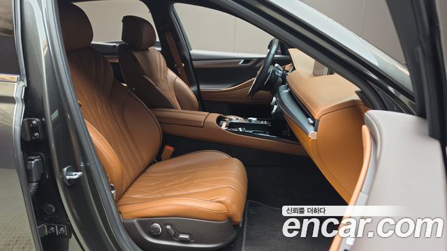 Genesis G80 2023 — photo 18