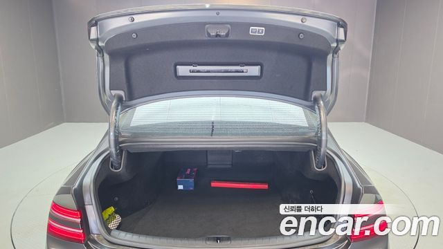 Genesis G80 2023 — photo 25