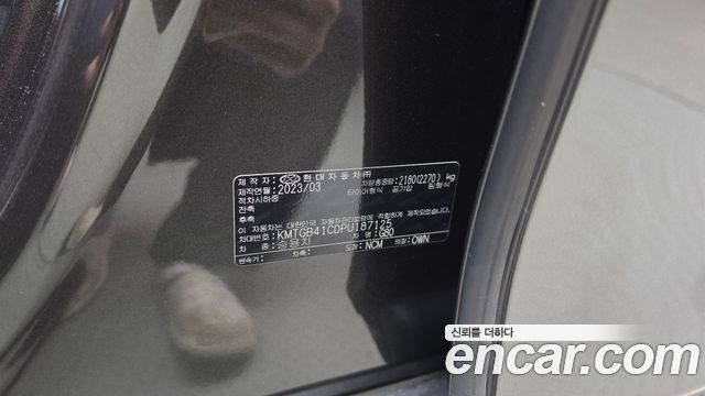 Genesis G80 2023 — photo 28