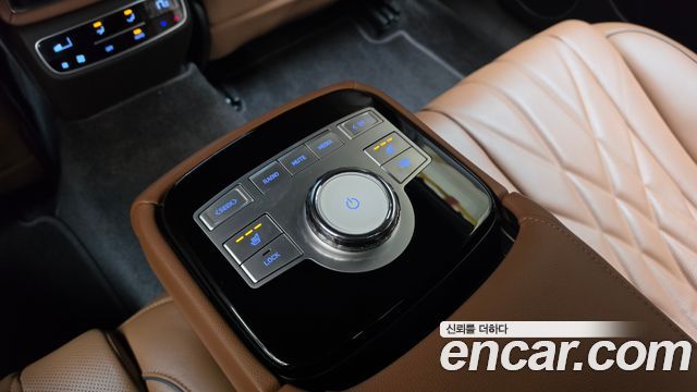 Genesis G80 2023 — photo 34