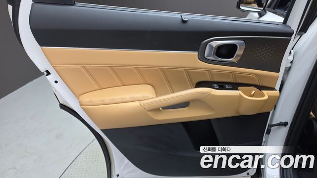 Kia Sorento 2023 — photo 15