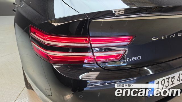 Genesis G80 2022 — photo 9