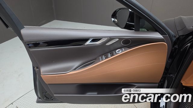 Genesis G80 2022 — photo 14