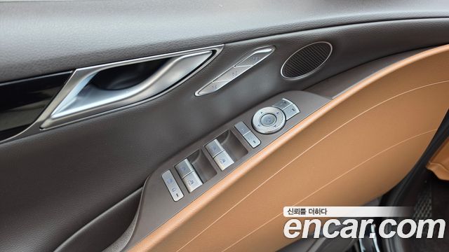 Genesis G80 2022 — photo 33