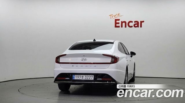 Hyundai Sonata 2023 — photo 4