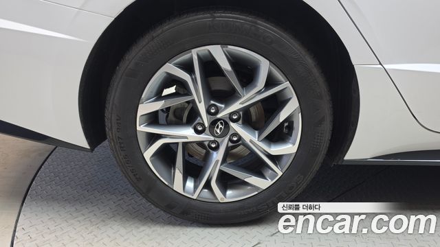 Hyundai Sonata 2023 — photo 5