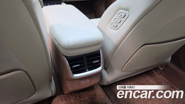 Hyundai Grandeur 2023 — photo 32