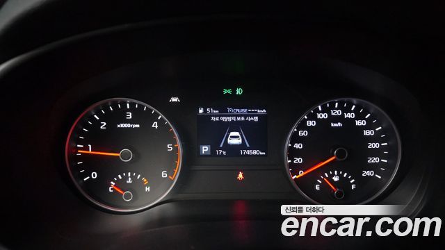 Kia Sportage 2019 — photo 8
