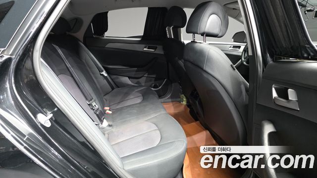 Hyundai Sonata 2015 — photo 18