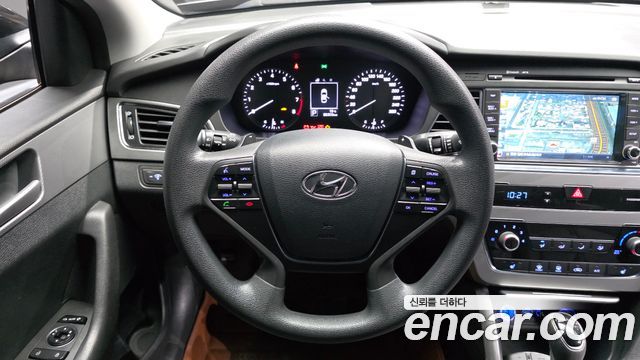 Hyundai Sonata 2015 — photo 19