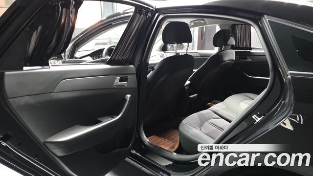 Hyundai Sonata 2015 — photo 16