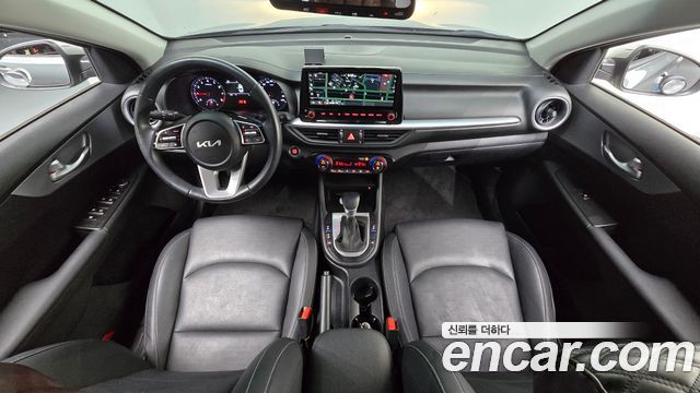 Kia K3 2022 — photo 7
