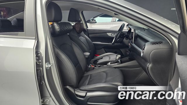 Kia K3 2022 — photo 10