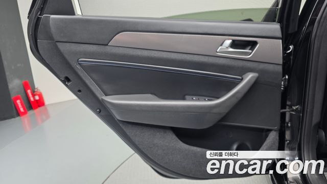 Hyundai Sonata 2018 — photo 15