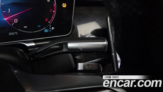 Mercedes-Benz S-Class 2021 — photo 9