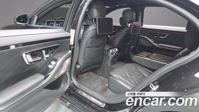 Mercedes-Benz S-Class 2021 — photo 11