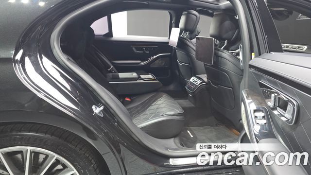 Mercedes-Benz S-Class 2021 — photo 12