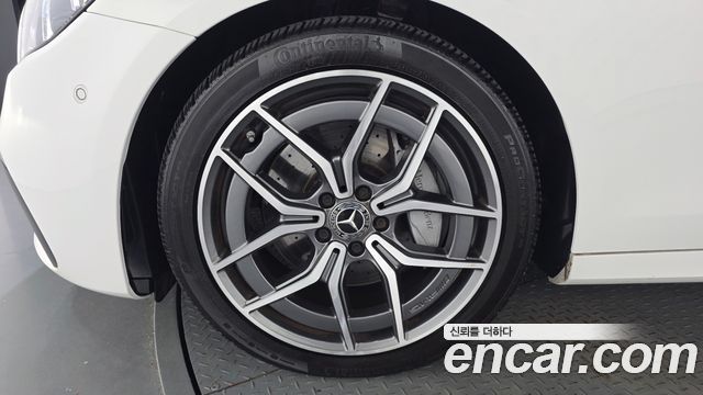 Mercedes-Benz E-Class 2021 — photo 5