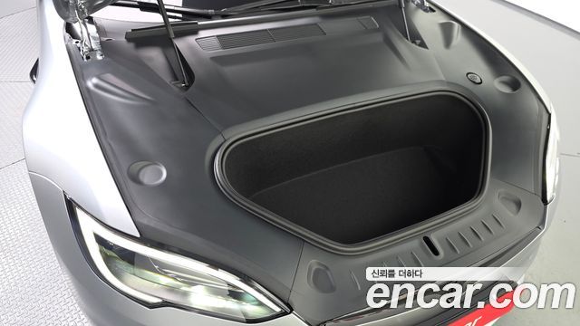 Tesla Model S 2026 — photo 6