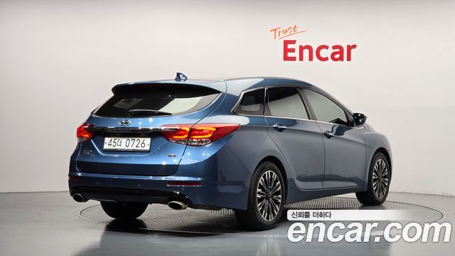 Hyundai i40 2017 — photo 2