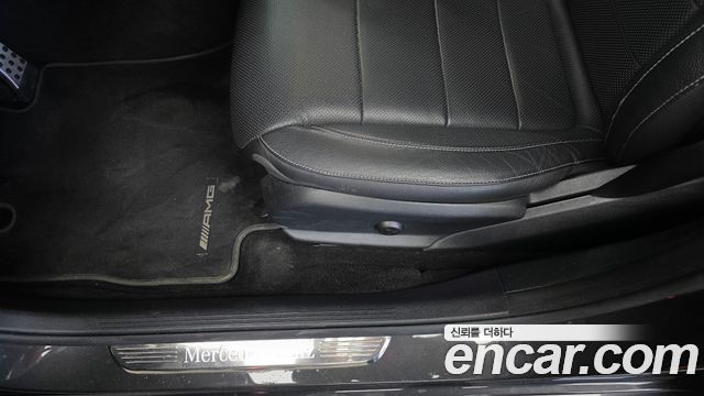 Mercedes-Benz E-Class 2022 — photo 31