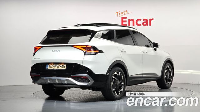Kia Sportage 2022 — photo 2