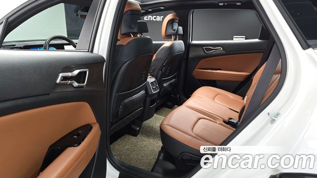 Kia Sportage 2022 — photo 17