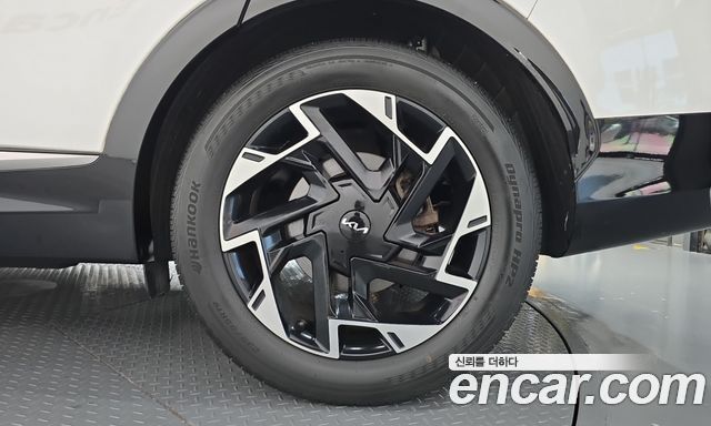 Kia Sportage 2022 — photo 7
