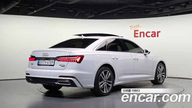 Audi A6 2021 — photo 2
