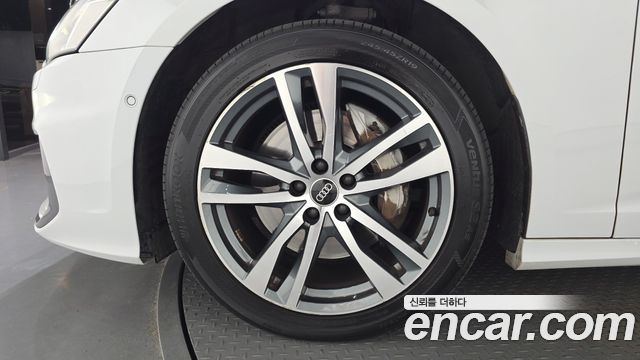 Audi A6 2021 — photo 5