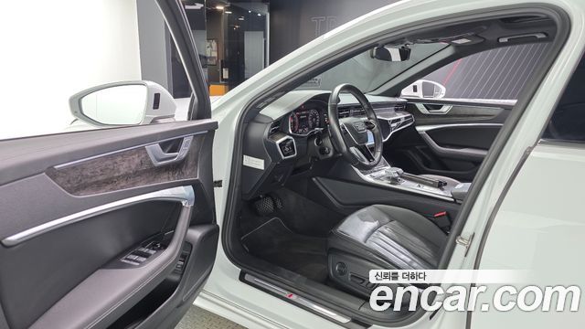 Audi A6 2021 — photo 10