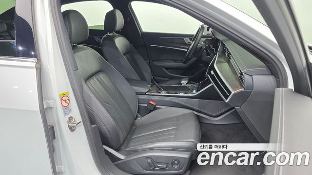 Audi A6 2021 — photo 11