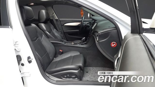 Cadillac ATS 2017 — photo 11